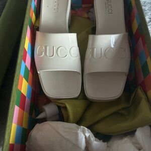 Cream slide